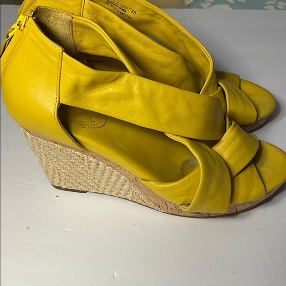 Cole Haan Yellow Wedge Sandals size 8 ☀️ Cole Haan Yellow Wedge Sandals – Size 8 - Picture 3 of 9